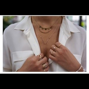 Phyllis + Rosie V Bar Necklace
